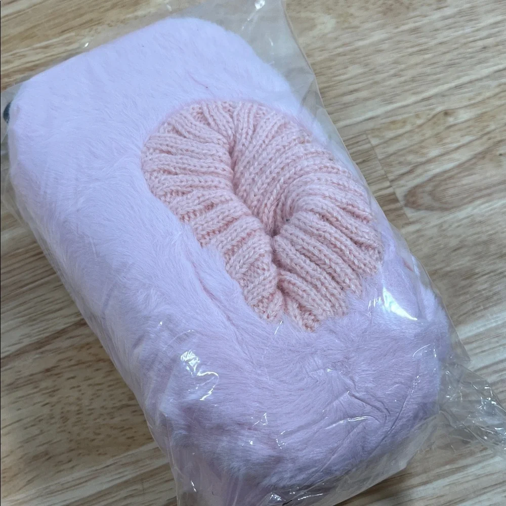 NEW Northeast Outfitters 9 Toddler - 1 Youth/Kids Pink Youth Cozy Cabin Slippers